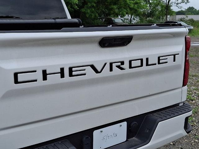2023 Chevrolet Silverado 1500 4WD Crew Cab Short Bed Custom