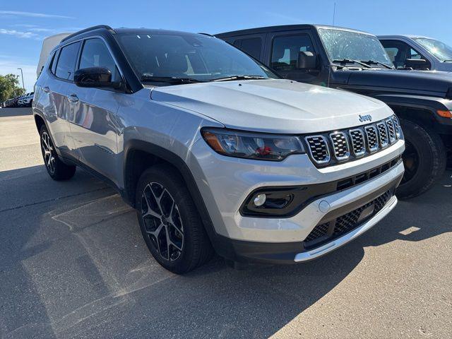 2025 Jeep Compass Limited 4x4 for sale in Indianola, IA