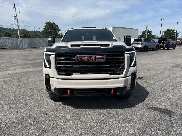 2026 GMC Sierra 2500HD Crew Cab, Standard Bed, AT4, 4WD