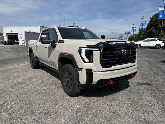 2026 GMC Sierra 2500HD Crew Cab, Standard Bed, AT4, 4WD