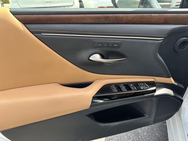 2022 Lexus ES 250 Luxury