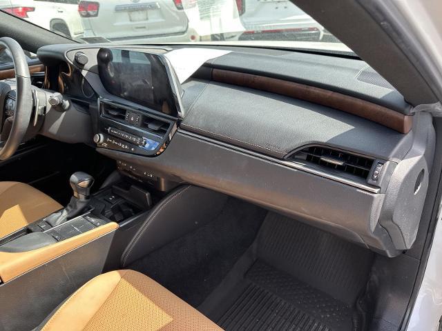 2022 Lexus ES 250 Luxury