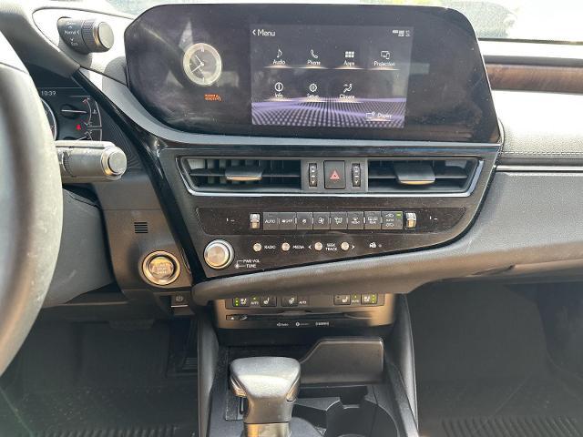 2022 Lexus ES 250 Luxury