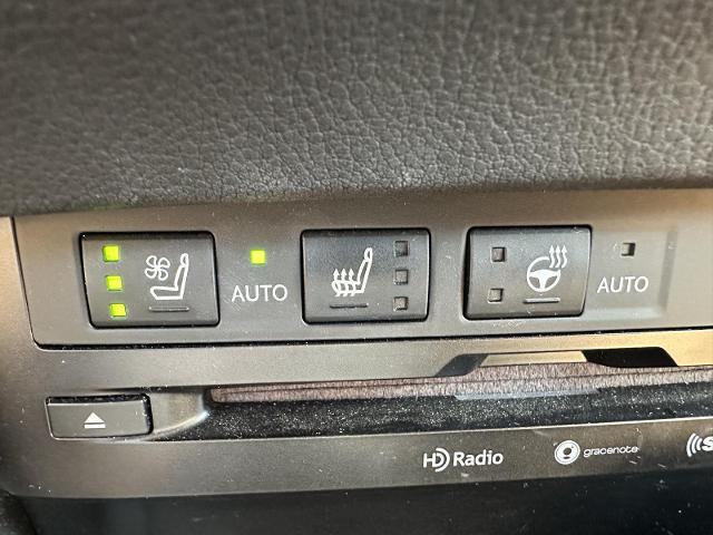 2022 Lexus ES 250 Luxury