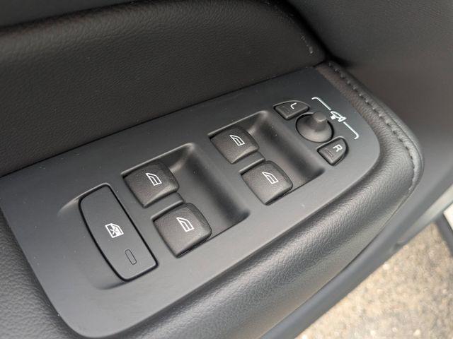 2023 Volvo XC60 B5 Core