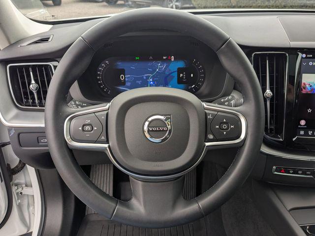 2023 Volvo XC60 B5 Core