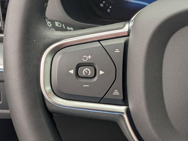 2023 Volvo XC60 B5 Core