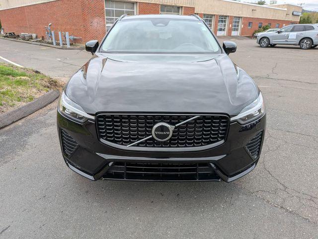 2025 Volvo XC60 B5 Core