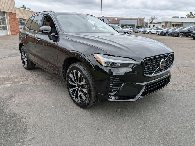 2025 Volvo XC60 B5 Core