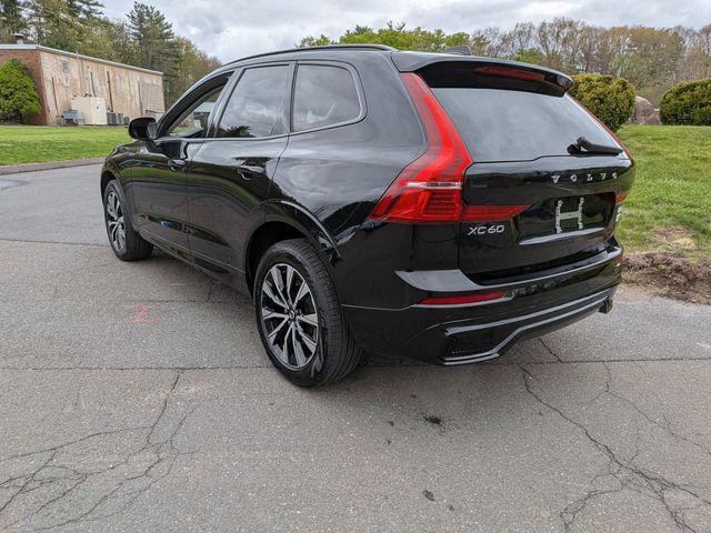 2025 Volvo XC60 B5 Core
