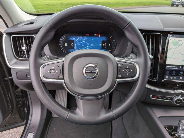 2025 Volvo XC60 B5 Core