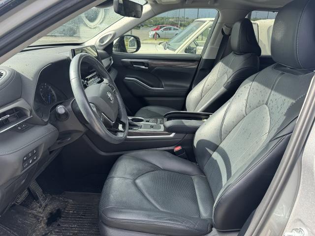 2021 Toyota Highlander Hybrid Limited