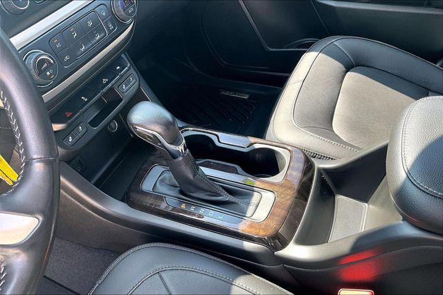 2022 GMC Canyon 2WD Crew Cab Short Box Elevation