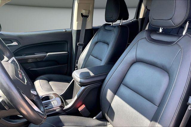 2022 GMC Canyon 2WD Crew Cab Short Box Elevation