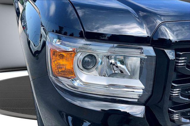 2022 GMC Canyon 2WD Crew Cab Short Box Elevation
