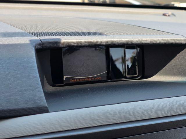 2014 Toyota Sienna SE 8 Passenger