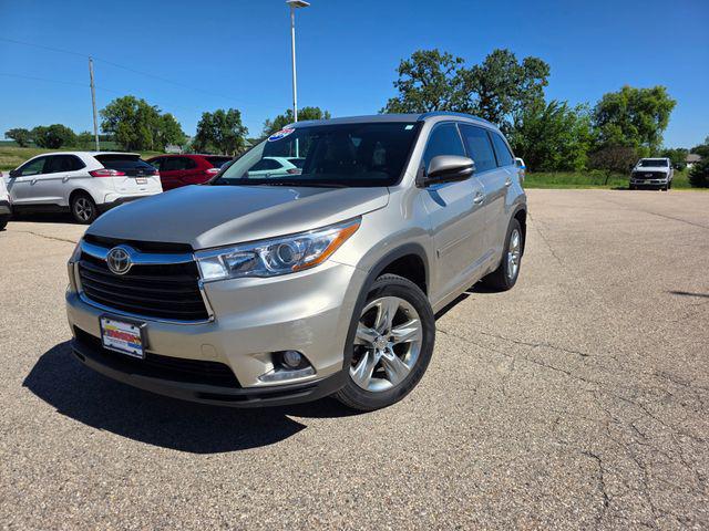 2014 Toyota Highlander Limited V6 for sale in Belleville, WI