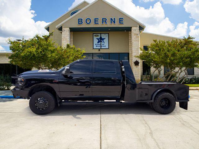 2025 Ram 3500 Laramie Crew Cab 4x4 8' Box
