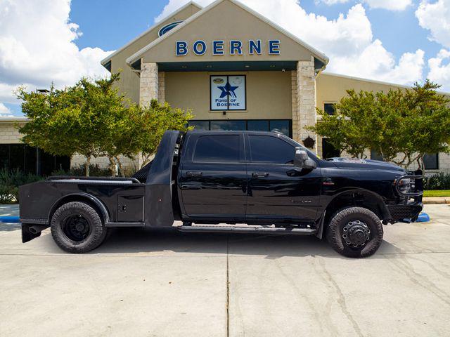 2025 Ram 3500 Laramie Crew Cab 4x4 8' Box
