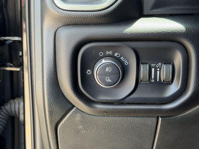 2025 Ram 3500 Laramie Crew Cab 4x4 8' Box