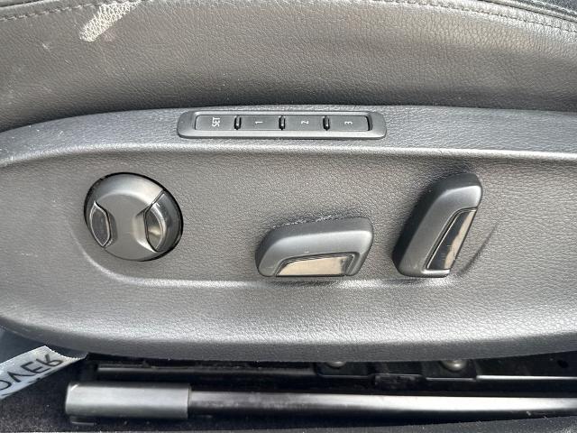 2014 Volkswagen Passat 1.8T SEL Premium