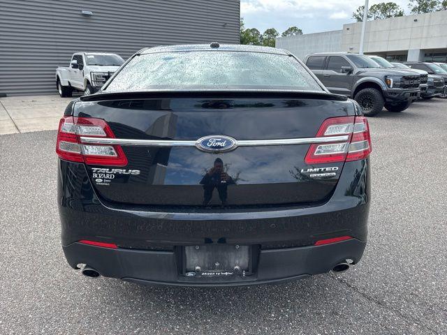 2017 Ford Taurus Limited