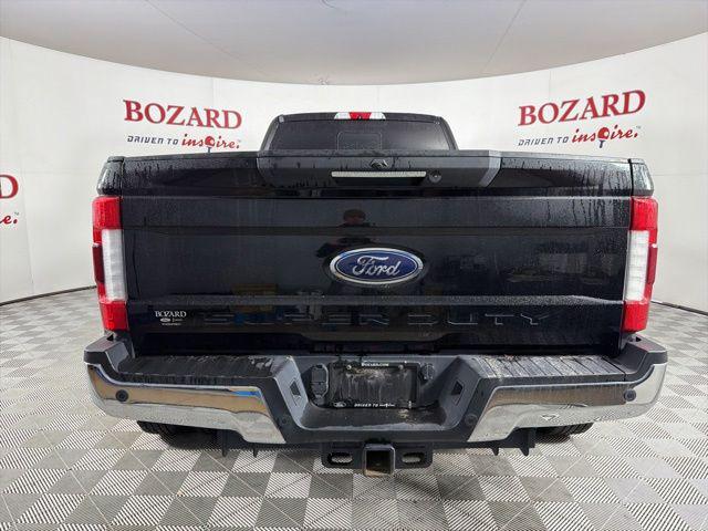 2017 Ford F-350 LARIAT