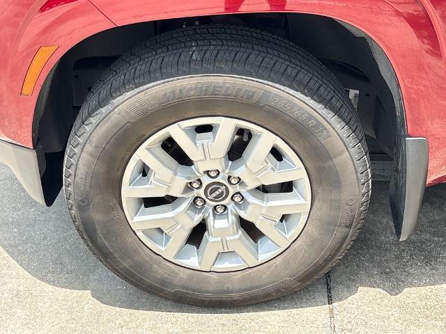 2022 Nissan Frontier Crew Cab SV 4x2