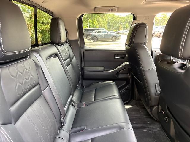 2022 Nissan Frontier Crew Cab SV 4x2
