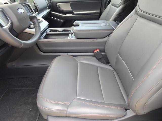 2025 Ford Expedition Active MAX