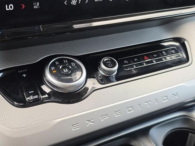 2025 Ford Expedition Active MAX