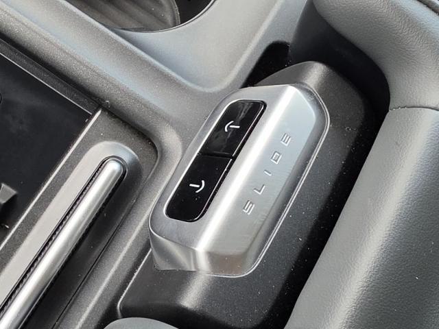 2025 Ford Expedition Active MAX