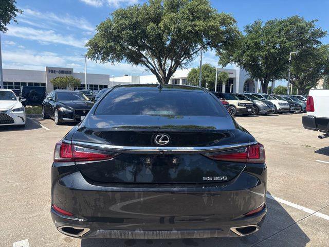 2020 Lexus ES 350 Unknown
