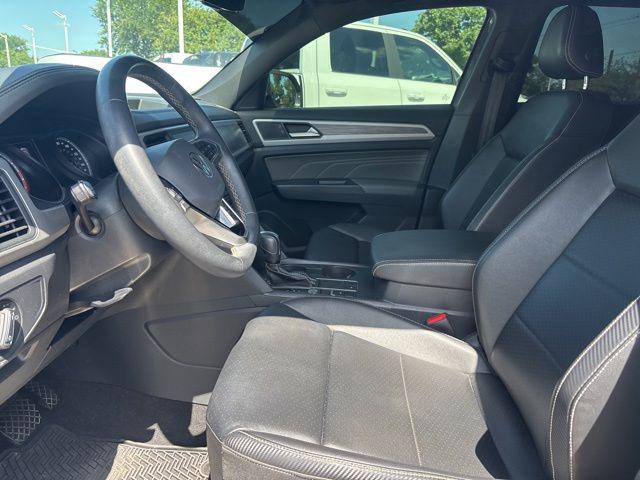 2021 Volkswagen Atlas Cross Sport 2.0T SE w/Technology