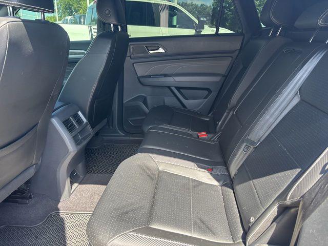 2021 Volkswagen Atlas Cross Sport 2.0T SE w/Technology