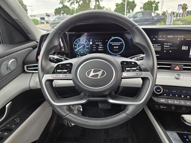 2025 Hyundai Elantra Hybrid Limited