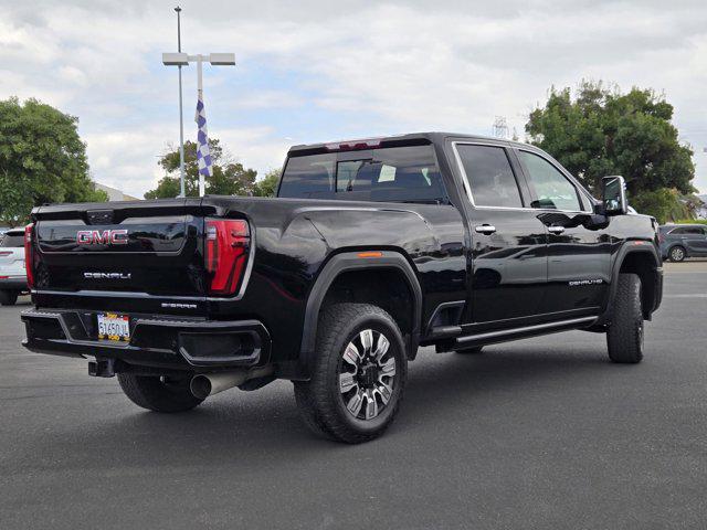 2024 GMC Sierra 2500HD 4WD Crew Cab Standard Bed Denali