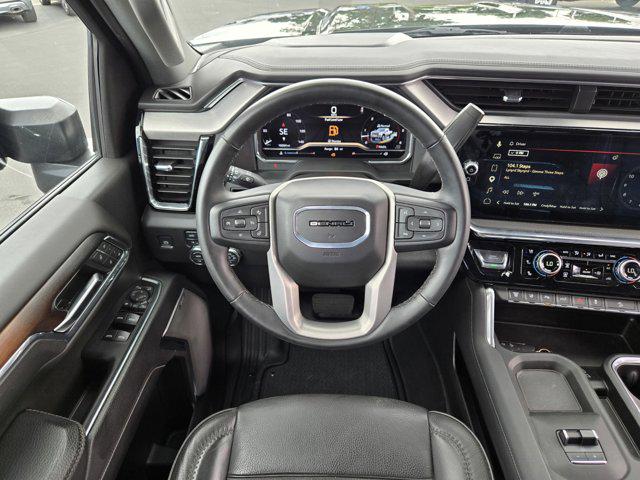 2024 GMC Sierra 2500HD 4WD Crew Cab Standard Bed Denali