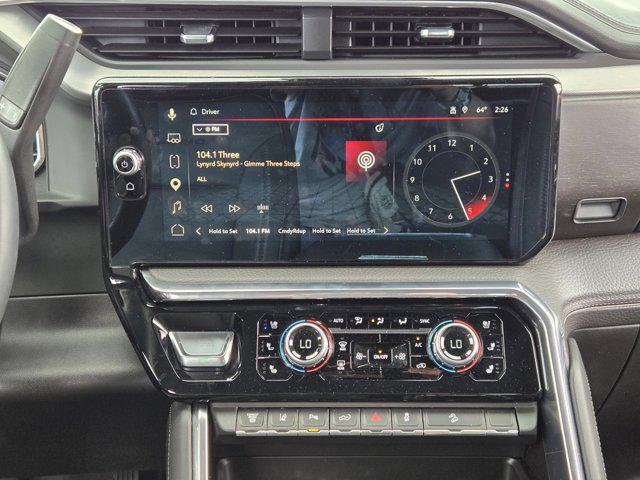 2024 GMC Sierra 2500HD 4WD Crew Cab Standard Bed Denali