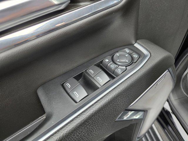 2024 GMC Sierra 2500HD 4WD Crew Cab Standard Bed Denali