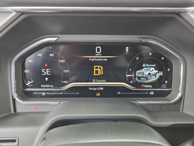 2024 GMC Sierra 2500HD 4WD Crew Cab Standard Bed Denali