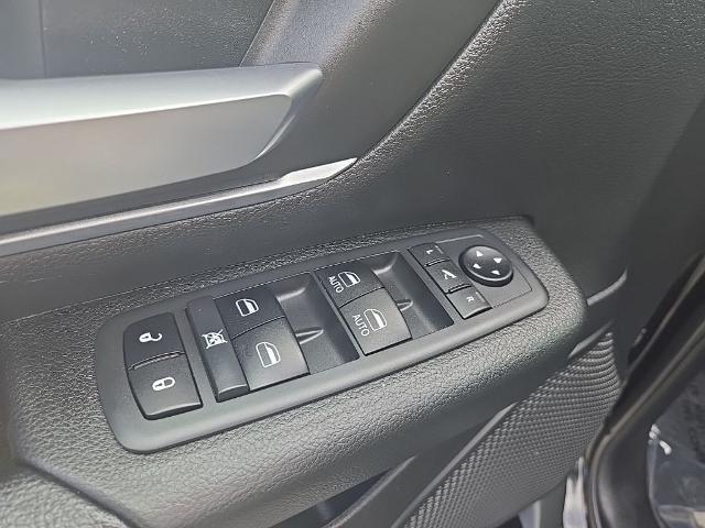 2019 Ram 1500 Big Horn/Lone Star Crew Cab 4x4 5'7" Box