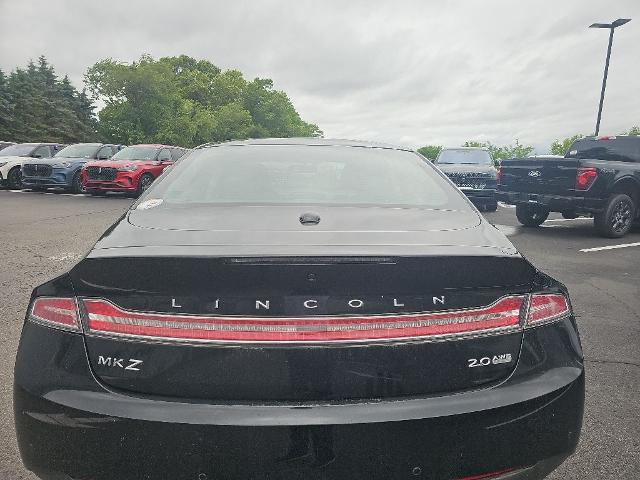 2013 Lincoln MKZ Base
