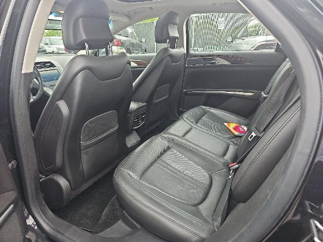 2013 Lincoln MKZ Base