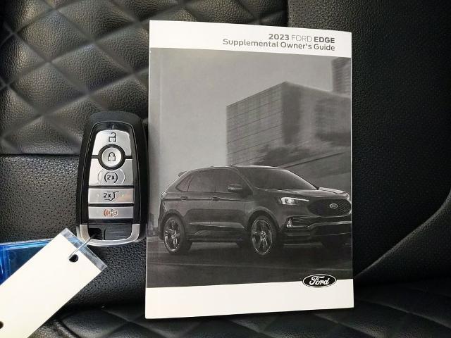 2023 Ford Edge Titanium