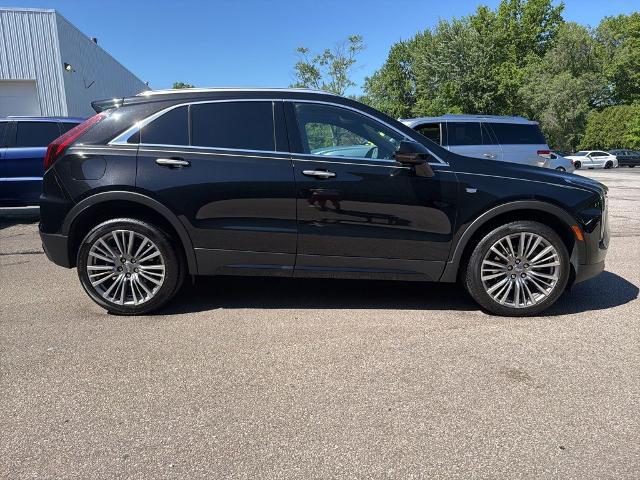 2024 Cadillac XT4 AWD Premium Luxury