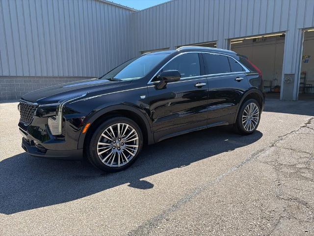 2024 Cadillac XT4 AWD Premium Luxury