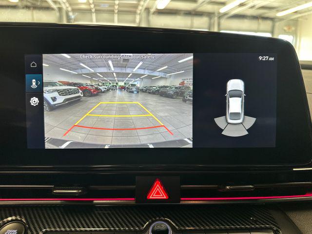 2023 Hyundai Elantra Base