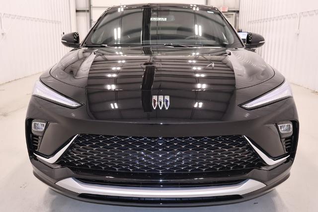 2025 Buick NV Avenir FWD