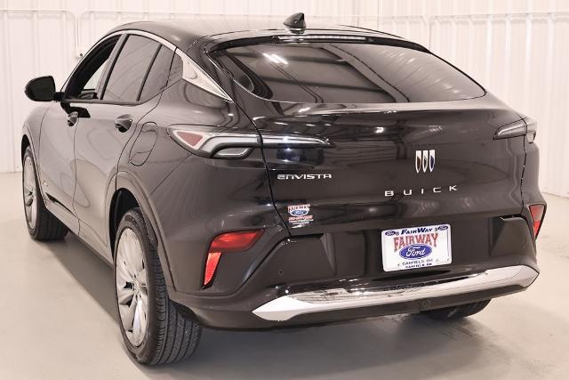 2025 Buick NV Avenir FWD